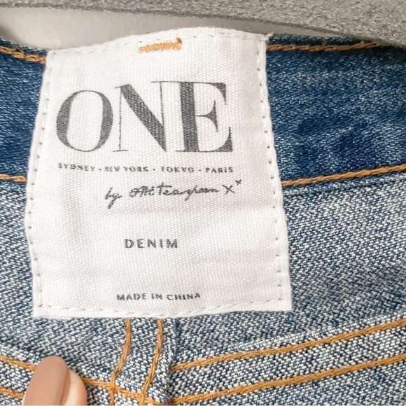 One TEASPOON Awesome Baggies Blue Medium Wash Boyfriend Distressed Jeans Sz 27 - Picture 8 of 9